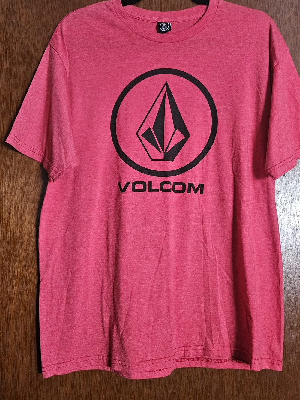 Volcom Men’s Short Sleeve Logo T-Shirt in Heather Red